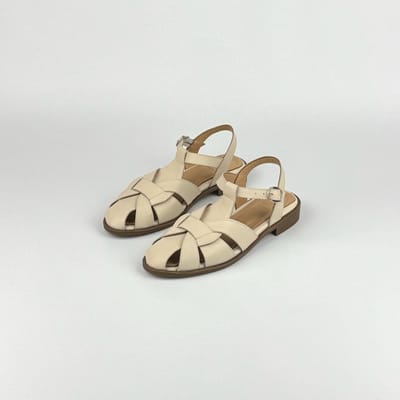 Сандалии Fawn молочные гладкие